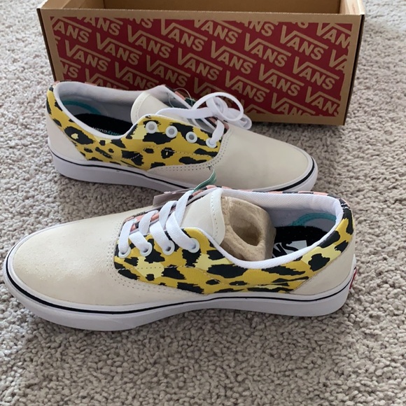 Vans Multicolor Checkerboard and Leopard Print Women's Shoes - Picture 3 of 4